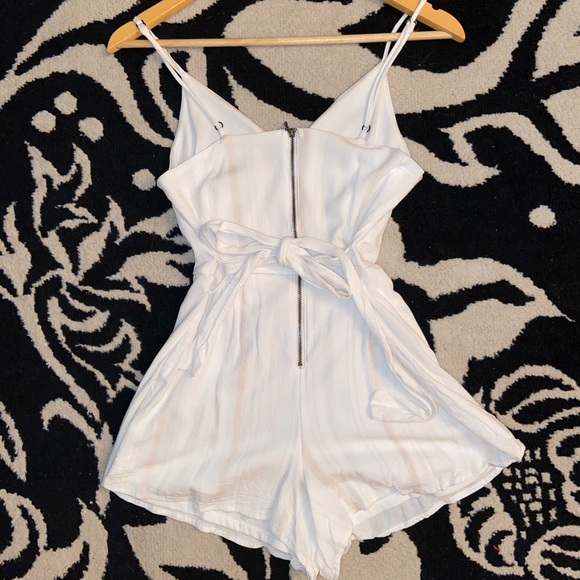 Romper - Picture 2 of 3